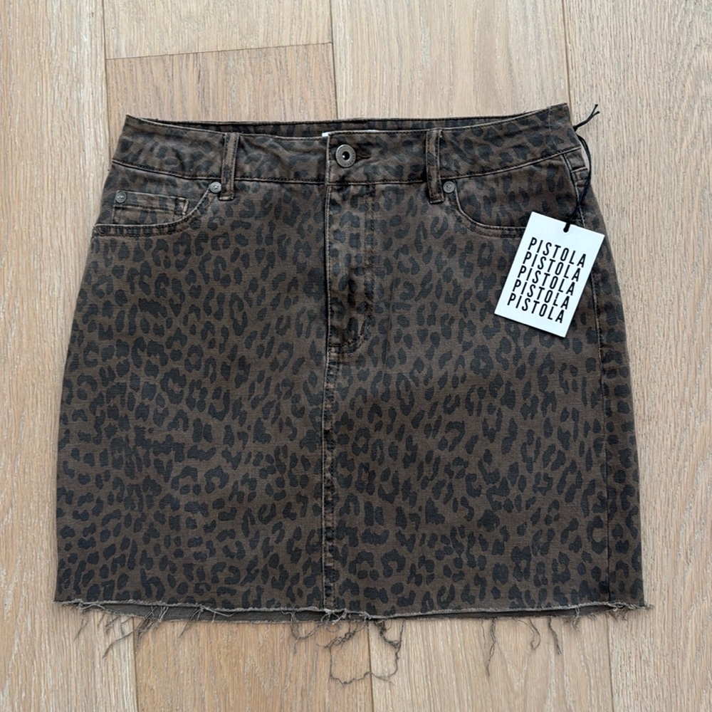 Denim leopard skirt, leopard skirt, Pistola size Small